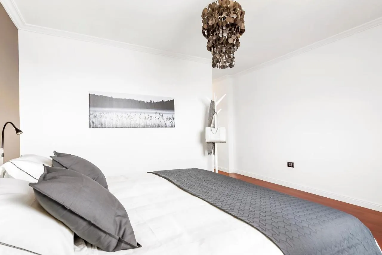 Spacious Beach Apartment With Private Parking Radazul 0*,