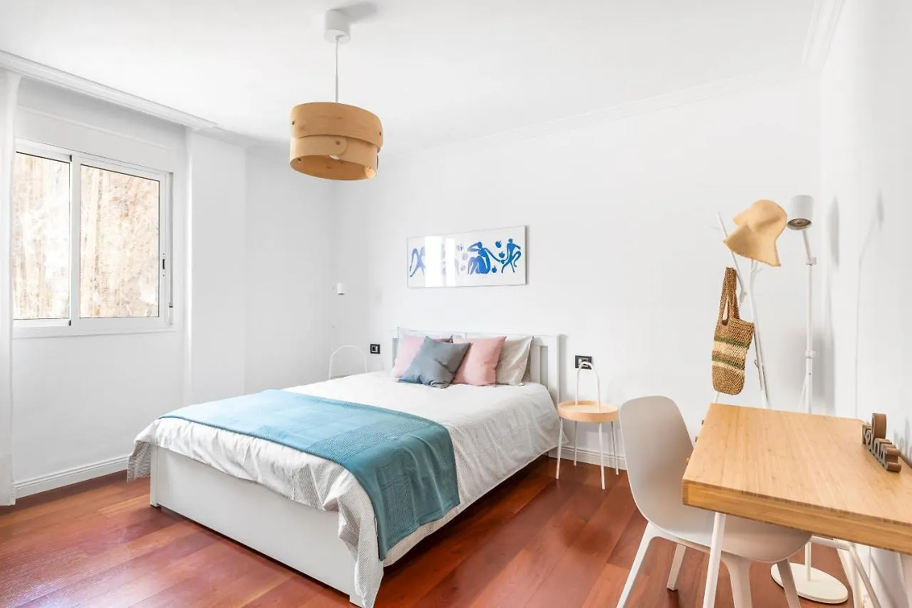Spacious Beach Apartment With Private Parking Radazul 0*,  Spain